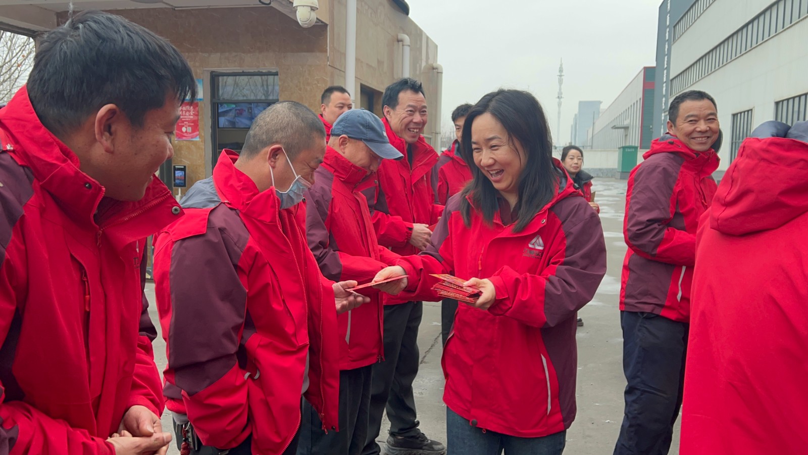 開局即沖刺 | 力威實(shí)業(yè)正月初八開工大吉，共赴新篇章